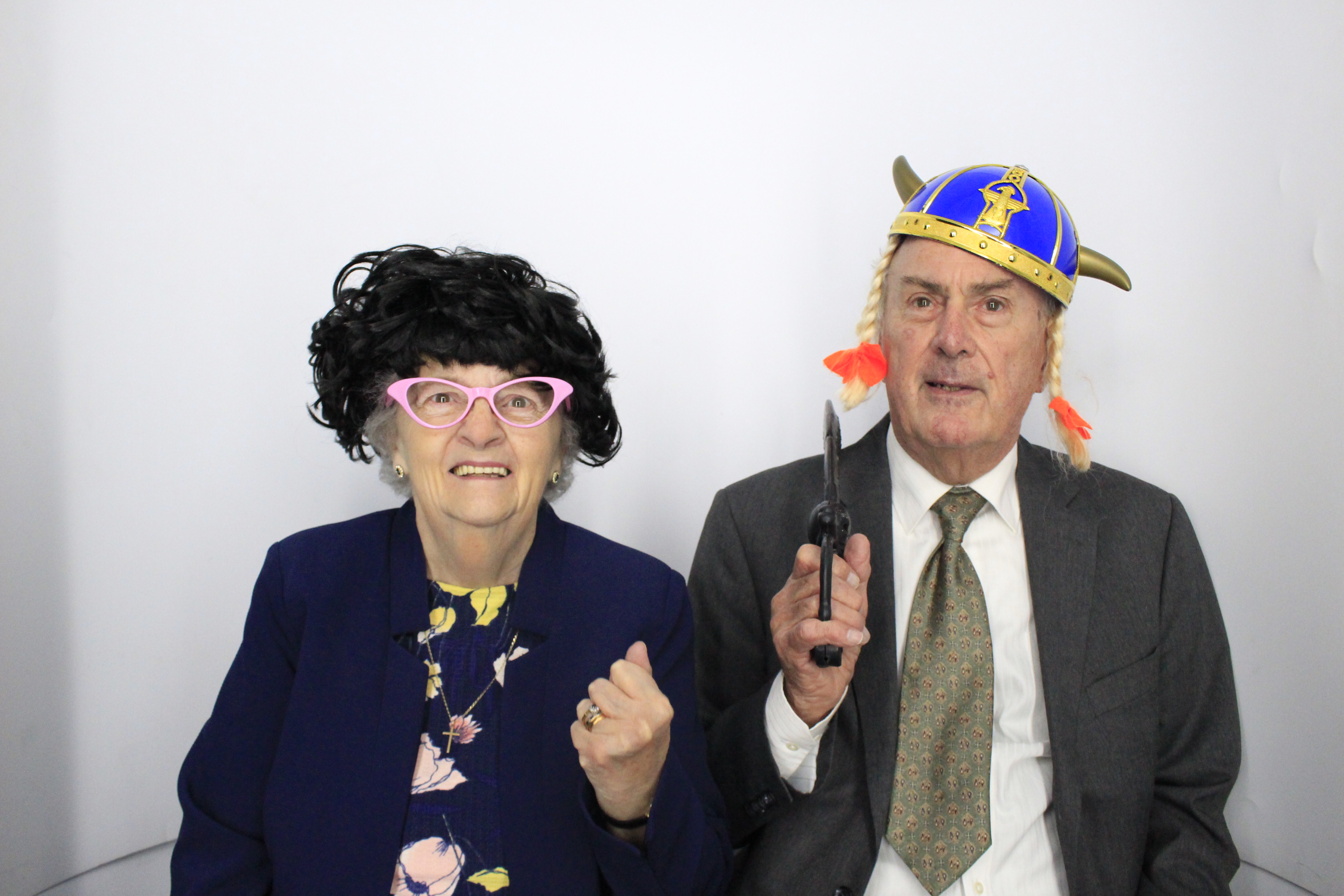 Andy and Emma's Wedding | View more photos from the event at gallery.myphotoboothexperience.co.uk/u/MyPhotoBoothExperienceLtd/Andy-and-Emmas-Wedding